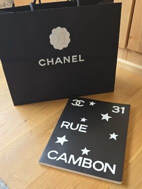 Authentic CHANEL Collection Book And Shopping Bag, Collectors, Luxury, No31